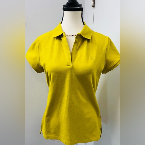 Calvin Klein Women's Golf Shirt Collared Polo V-Neck Work Tennis Short Sleeves S